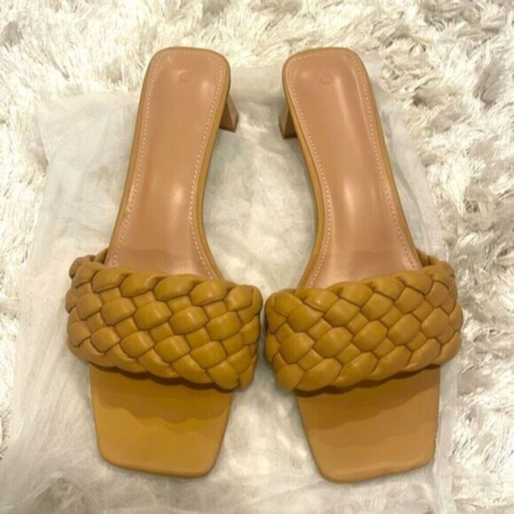 Women's Tan Square Toe Woven Strap Slip On Heeled Sandals Size 10 - Picture 2 of 5
